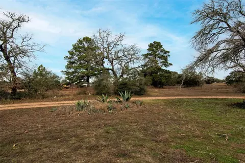 5431 N Us Hwy 77, La Grange, TX 78945