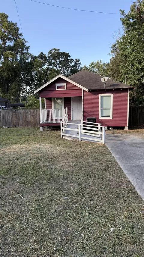 5911 Mayle St, Houston, TX 77016