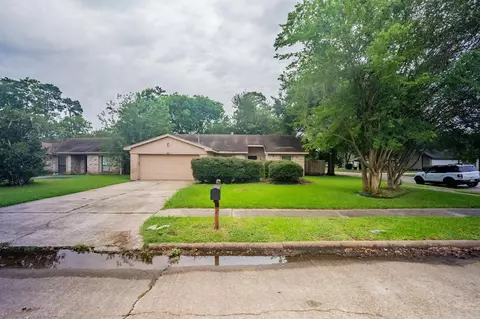 2302 Peaceful Valley Dr, Spring, TX 77373
