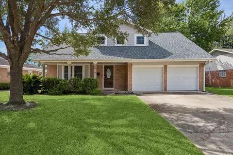 5019 Kinglet St, Houston, TX 77035