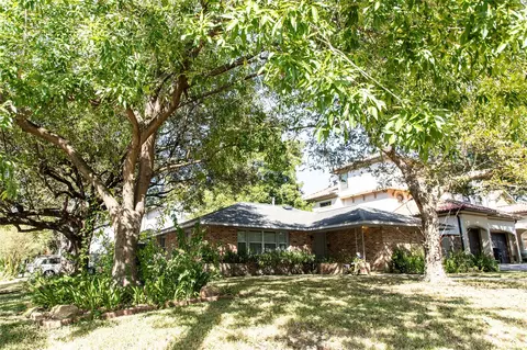 3742 Turnberry Cir, Houston, TX 77025