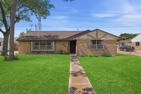 5714 Willowbend Blvd, Houston, TX 77096