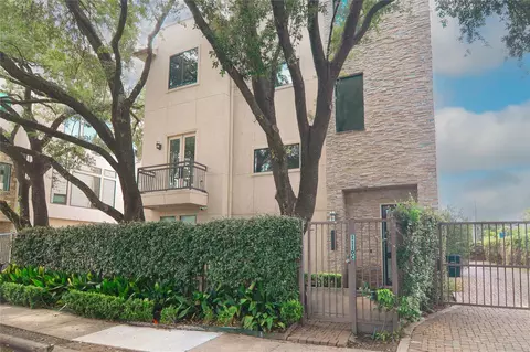 1110 Autrey St #C, Houston, TX 77006