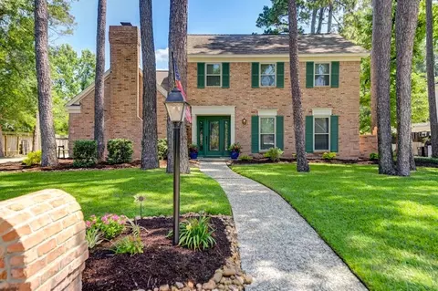 5714 Willow Walk St, Houston, TX 77069