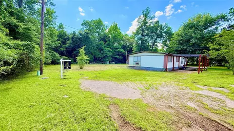833 Beach Airport Rd, Conroe, TX 77301