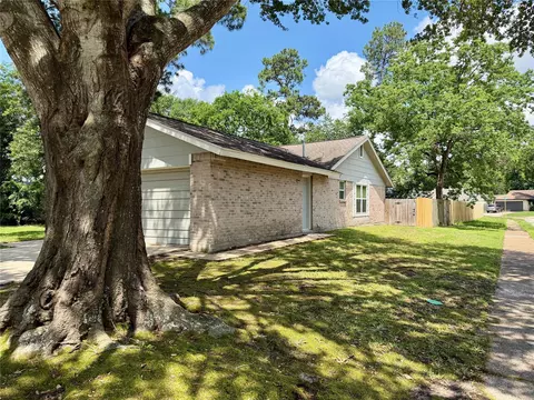 Exterior - 9410 Dundalk St, Spring, TX 77379 photo 2 of 4