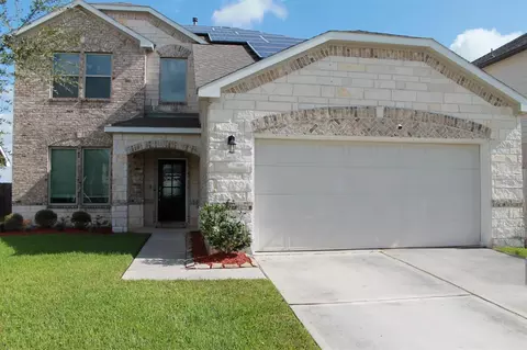 302 Lake Line Dr, Alvin, TX 77511