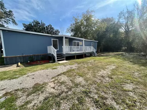 321 W Thomas Ave, Pasadena, TX 77506 photo 1