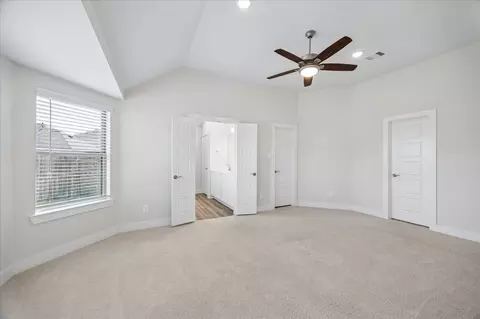 Bedroom - 9830 N Goshawk Trl, Conroe, TX 77385 photo 2 of 7