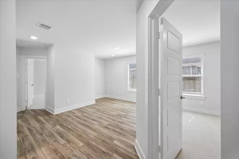 Entry Way - 9830 N Goshawk Trl, Conroe, TX 77385 photo 9 of 9