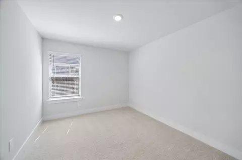 Bedroom - 9830 N Goshawk Trl, Conroe, TX 77385 photo 6 of 7