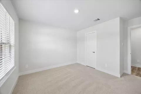 Bedroom - 9830 N Goshawk Trl, Conroe, TX 77385 photo 5 of 7