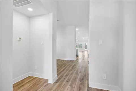 Entry Way - 9830 N Goshawk Trl, Conroe, TX 77385 photo 8 of 9