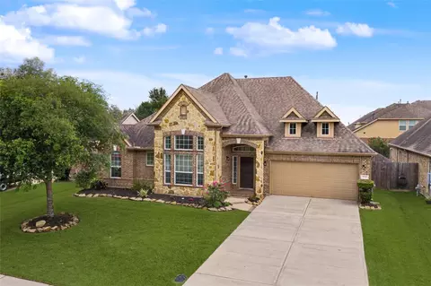 1705 Coral Cliff Dr, Dickinson, TX 77539