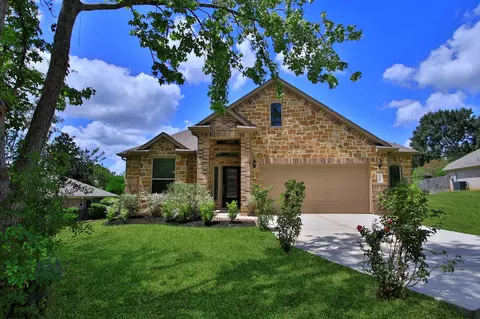 1186 Oak Ln, Montgomery, TX 77316