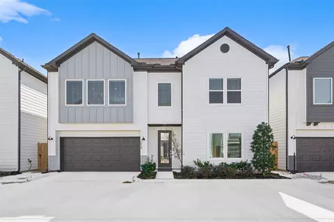 2610 Huntington Creek Ln, Houston, TX 77093
