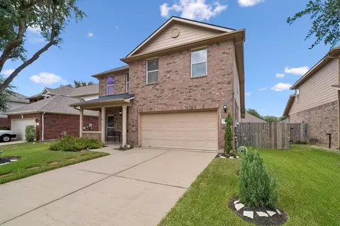 1006 Cove Crest Trl, Fresno, TX 77545