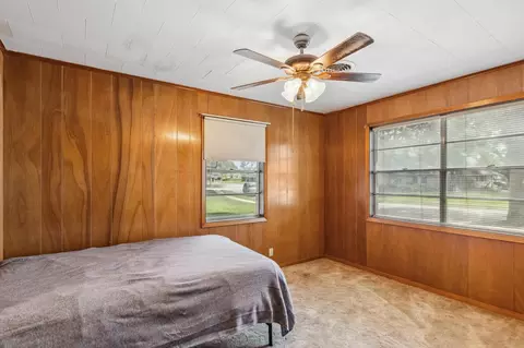 Bedroom - 3010 Lamar Cir, El Campo, TX 77437 photo 3 of 12