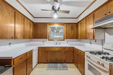 Kitchen - 3010 Lamar Cir, El Campo, TX 77437 photo 1 of 1