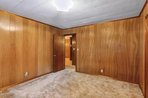 Bedroom - 3010 Lamar Cir, El Campo, TX 77437 photo 11 of 12