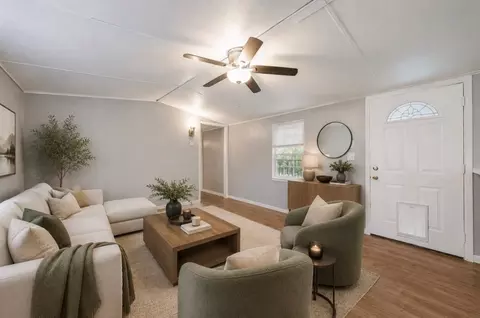 17536 White Oak Orch, Conroe, TX 77306