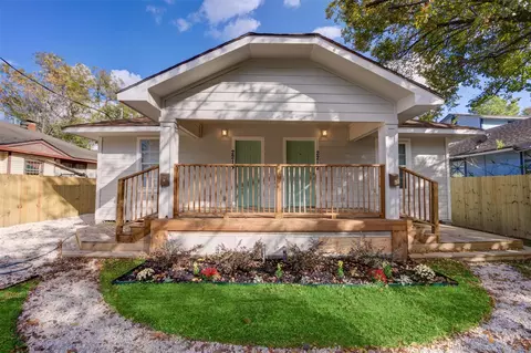 2214 Mckee St, Houston, TX 77009