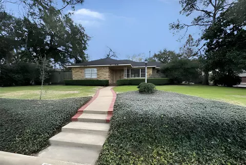 3123 Broadmead Dr, Houston, TX 77025
