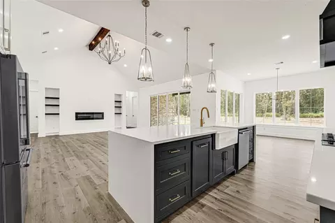 Kitchen - 15020 Tybee Ln, Conroe, TX 77306 photo 3 of 3