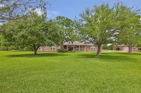 11615 Cedar Gully Rd, Beach City, TX 77523