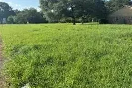 2827 Golf Crest Dr, Wharton, TX 77488