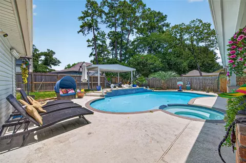Exterior - 17506 Sorrel Ridge Dr, Spring, TX 77388 photo 7 of 9