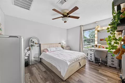 Bedroom - 17506 Sorrel Ridge Dr, Spring, TX 77388 photo 6 of 7