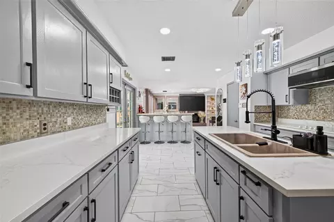 Kitchen - 17506 Sorrel Ridge Dr, Spring, TX 77388 photo 4 of 12