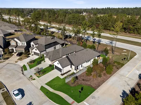 View/Area - 15611 Red Panda Rd, Conroe, TX 77302 photo 2 of 12