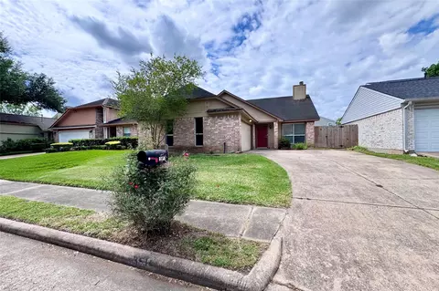 3511 Palm Grove Dr, Missouri City, TX 77459