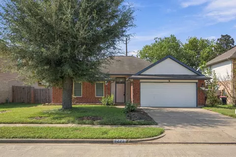 8222 Soledad Dr, Houston, TX 77083