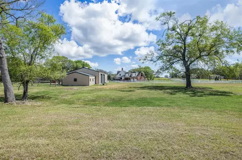 Exterior - 29500 Skymac Ranch Rd, Hempstead, TX 77445 photo 14 of 15