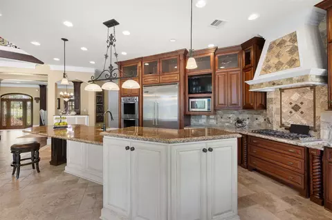Kitchen - 29500 Skymac Ranch Rd, Hempstead, TX 77445 photo 2 of 3