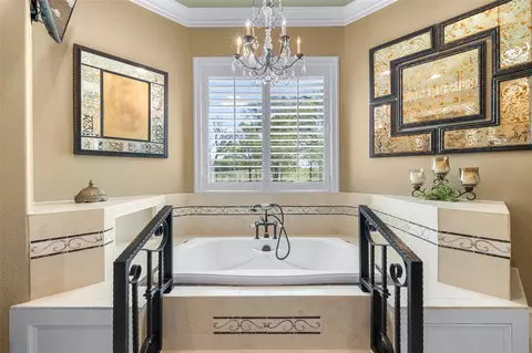 Bath - 29500 Skymac Ranch Rd, Hempstead, TX 77445 photo 1 of 8