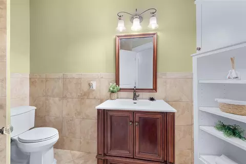 Bath - 29500 Skymac Ranch Rd, Hempstead, TX 77445 photo 7 of 8