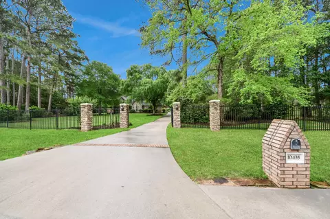 10435 Crestwater Cir, Magnolia, TX 77354