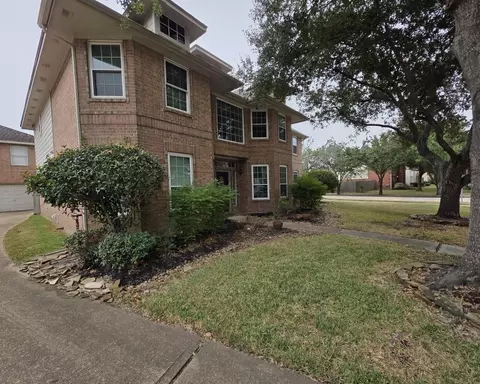 2422 Acadiana Ln, Seabrook, TX 77586