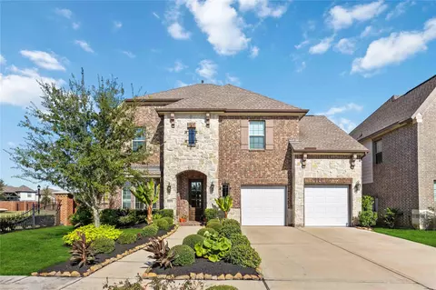 8803 Autumn Pine Dr, Missouri City, TX 77459