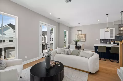 5822 5824 Highland Sun Ln, Houston, TX 77091