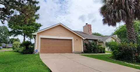 12710 Meadway Ct, Houston, TX 77082
