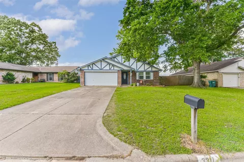 3311 Santana Dr, Porter, TX 77365