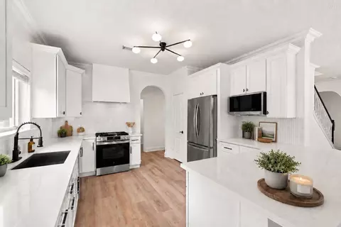 Kitchen - 29638 Legends Line Dr, Spring, TX 77386 photo 2 of 4