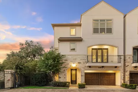 6008 Potomac Park Dr, Houston, TX 77057