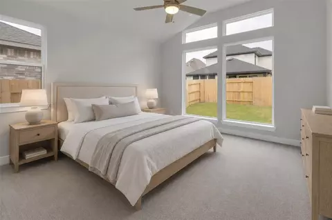 Bedroom - 2819 Pathway Meadows Ln, Webster, TX 77598 photo 10 of 10
