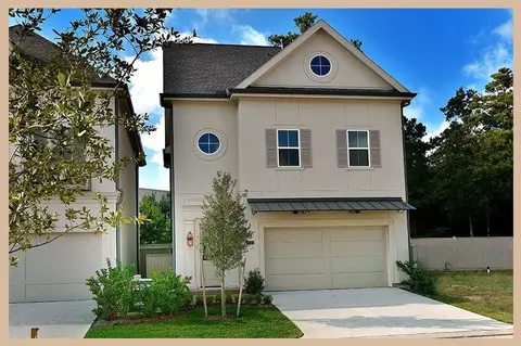 215 Willow St, Shenandoah, TX 77384